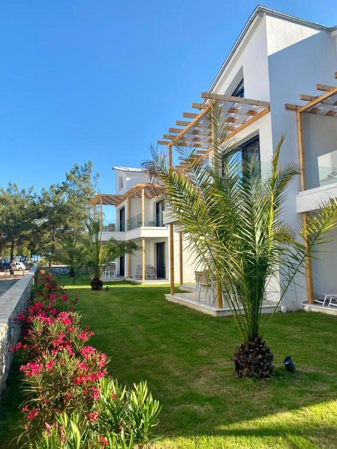 Nisea Beach Apartments Прінос Екстер'єр фото