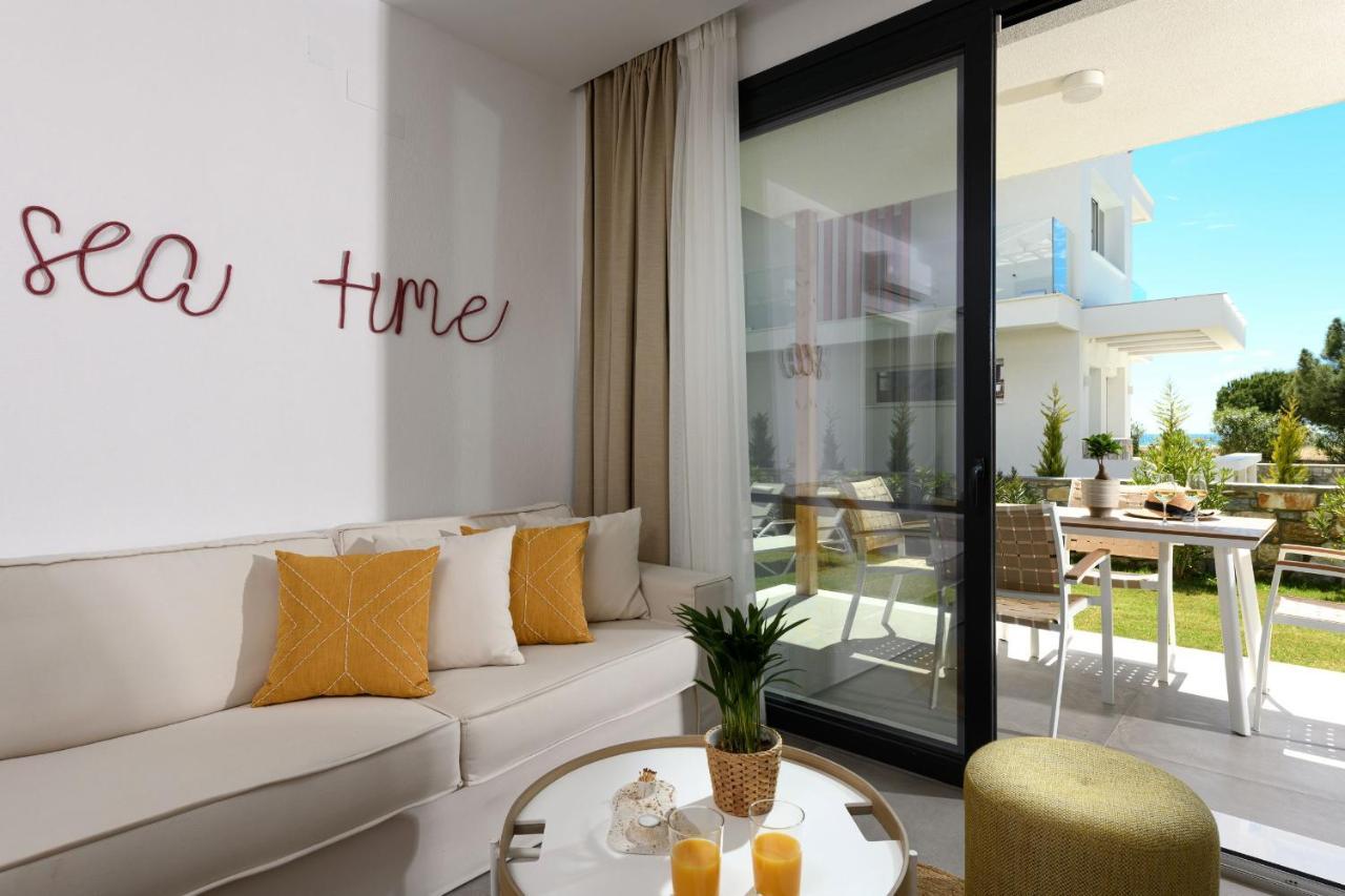 Nisea Beach Apartments Прінос Екстер'єр фото