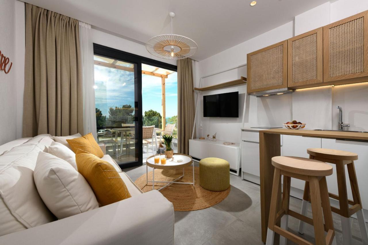 Nisea Beach Apartments Прінос Екстер'єр фото